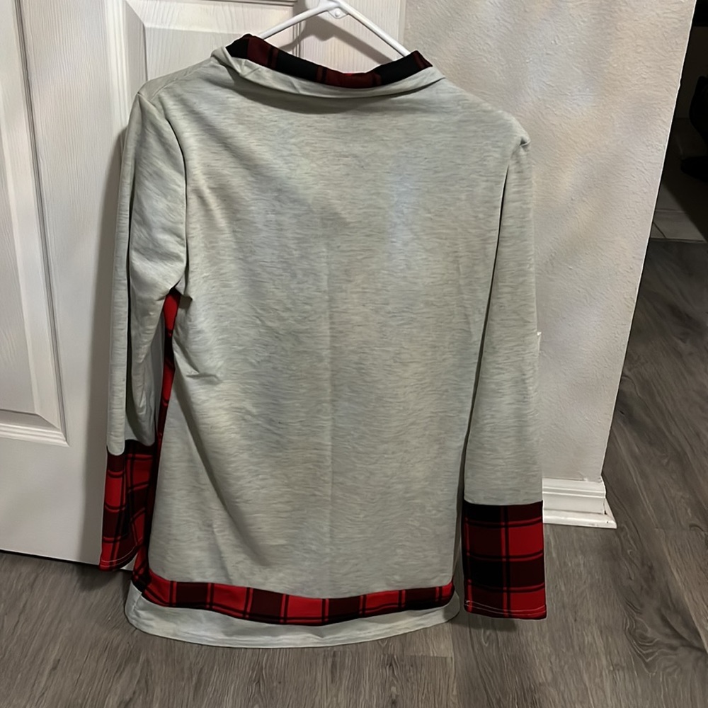 Sweatshirt - Picture 4 of 4